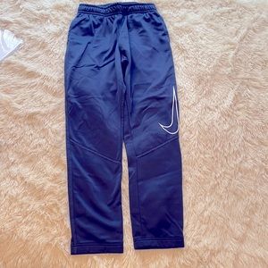 Nike boys XL navy sweatpants